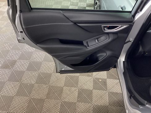 Used 2019 Subaru Forester Premium AWD/4WD image 13