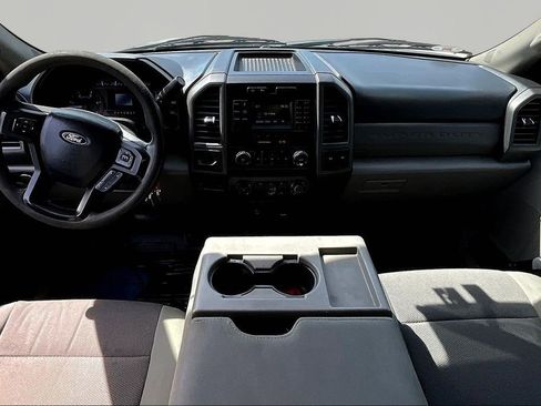 Used 2019 Ford F450 XL w/ XL Decor Group RWD image 7