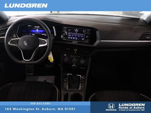 Used 2023 Volkswagen Jetta Sport FWD image 16