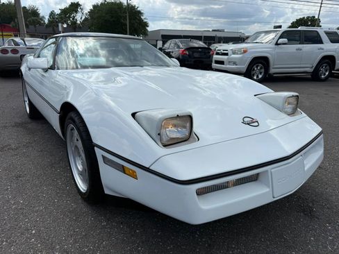 Used 1990 Chevrolet Corvette Coupe RWD image 12
