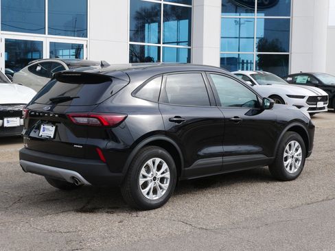 New 2025 Ford Escape Active w/ Active Premium Tech Pack AWD/4WD image 4