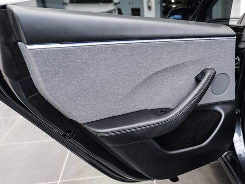 Used 2025 Tesla Model 3 Long Range RWD image 37