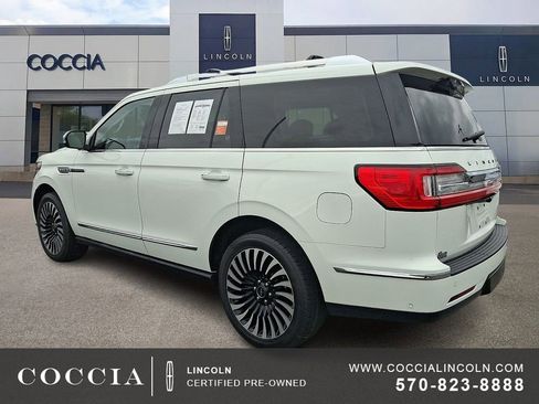 Certified 2021 Lincoln Navigator Black Label w/ Cargo Convenience Package image 6
