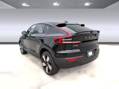Certified 2023 Volvo C40 P8 Recharge Ultimate image 3