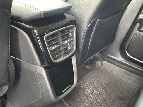 Used 2022 Lincoln Nautilus FWD image 30