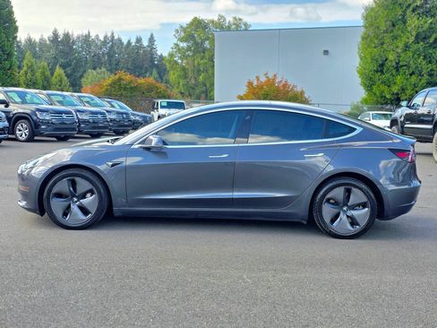 Used 2018 Tesla Model 3 Long Range AWD/4WD image 9