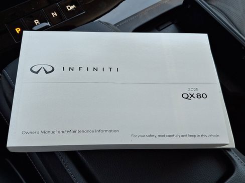 Certified 2025 INFINITI QX80 Sensory AWD/4WD image 30