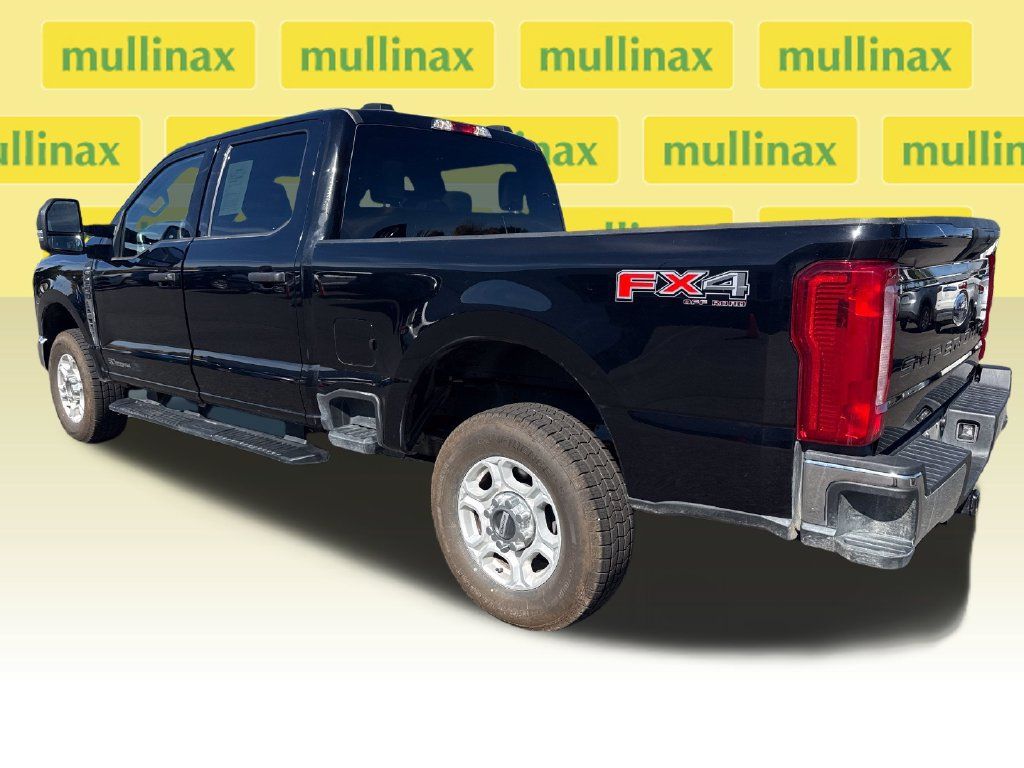 Used 2025 Ford F250 XLT w/ FX4 Off-Road Package AWD/4WD image 6