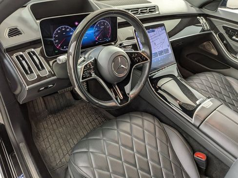 Used 2024 Mercedes-Benz S 580 4MATIC Sedan image 4