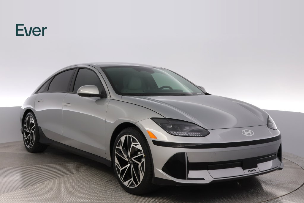 Used 2025 Hyundai Ioniq 6 SEL RWD image 13