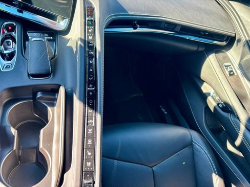 Used 2024 Chevrolet Corvette Z06 w/ Z07 Performance Package image 21