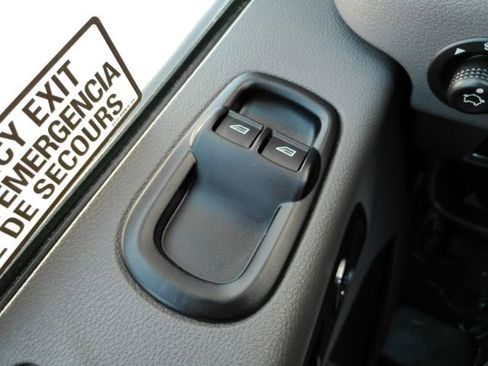 Used 2024 Ford Transit 350 XLT image 27