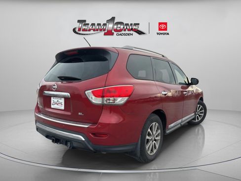 Used 2015 Nissan Pathfinder SL w/ SL Tech Package image 8