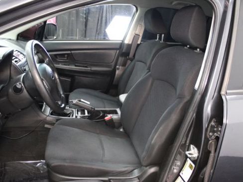 Used 2014 Subaru Impreza 2.0i AWD/4WD image 10
