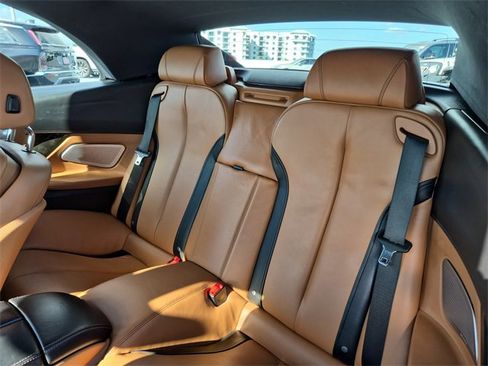 Used 2018 BMW 650i xDrive Convertible image 21