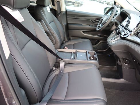 New 2026 Honda Odyssey EX-L image 5
