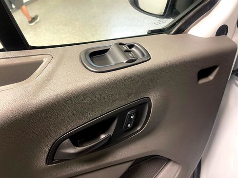 Used 2021 Ford Transit 350 XLT image 12