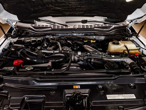 Used 2018 Ford F350 Platinum w/ Platinum Ultimate Package image 32