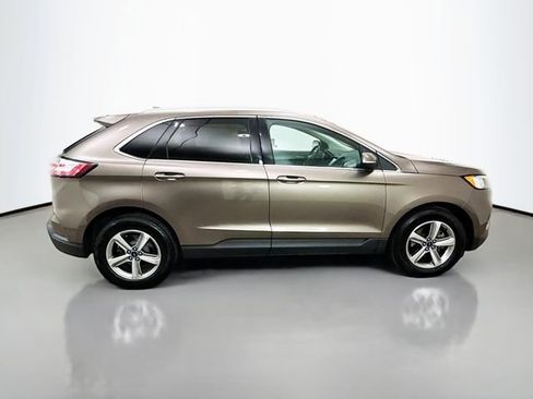 Certified 2019 Ford Edge SEL w/ Equipment Group 201A FWD image 8