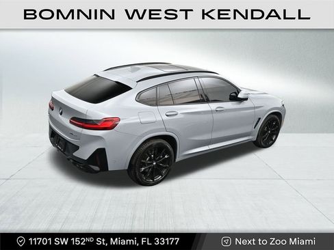 Used 2025 BMW X4 xDrive30i image 17