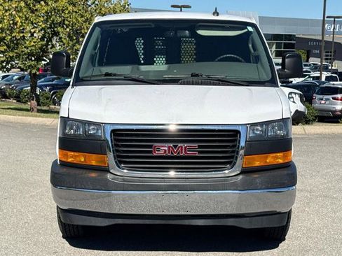 Used 2022 GMC Savana 2500 w/ Driver Convenience Package image 2