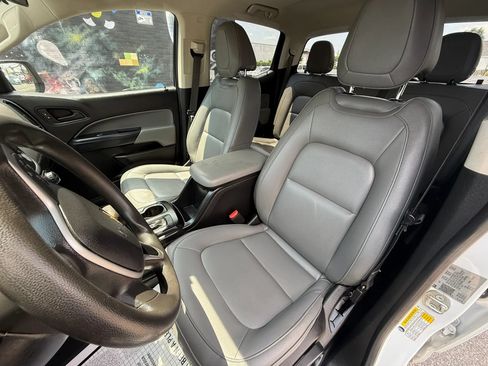 Used 2020 Chevrolet Colorado W/T w/ WT Convenience Package AWD/4WD image 33