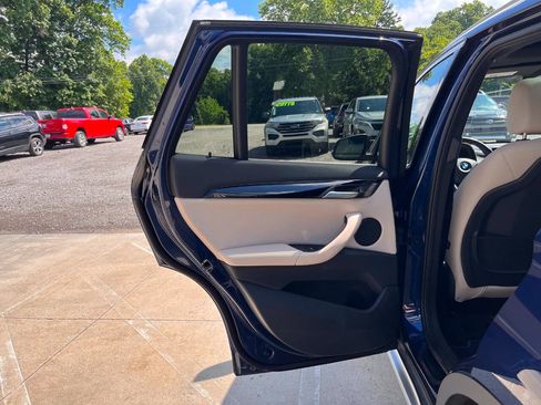 Used 2020 BMW X1 xDrive28i w/ Convenience Package AWD/4WD image 14
