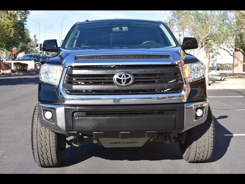 Used 2015 Toyota Tundra SR5 w/ TRD Off Road Package image 8