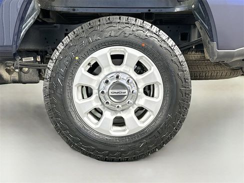 Used 2024 Ford F250 XLT image 27
