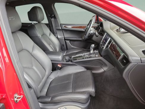 Used 2017 Porsche Macan GTS image 23