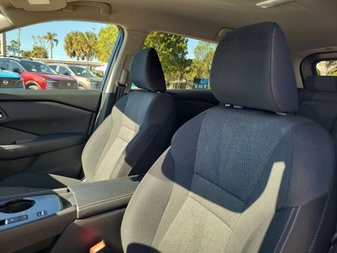 Certified 2026 Nissan Rogue SV image 20