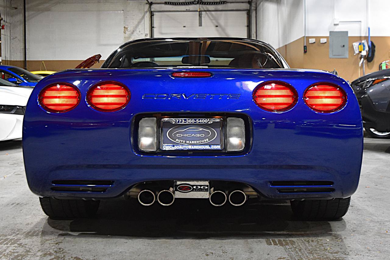 Used 2004 Chevrolet Corvette Z06 w/ Z06 Preferred Equipment Group RWD image 11