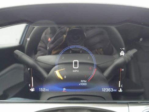 Used 2024 Chevrolet Trax LT w/ Driver Confidence Package image 14