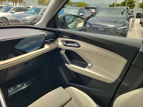 Certified 2025 Audi Q5 Premium Plus w/ Premium Plus AWD/4WD image 14
