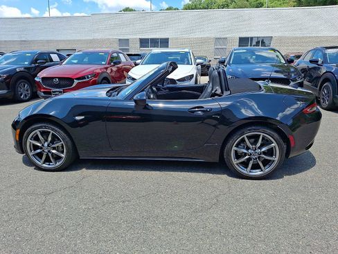 Used 2023 MAZDA MX-5 Miata Grand Touring RWD image 7