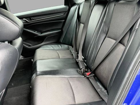 Used 2018 Honda Accord Sport image 27