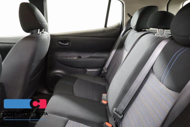 Used 2025 Nissan Leaf S FWD image 13