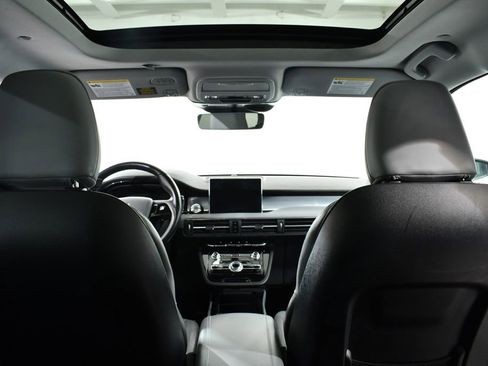 Used 2022 Lincoln Corsair Reserve w/ Equipment Group 201A image 17