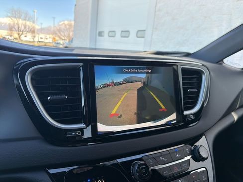 New 2026 Chrysler Voyager LX image 15