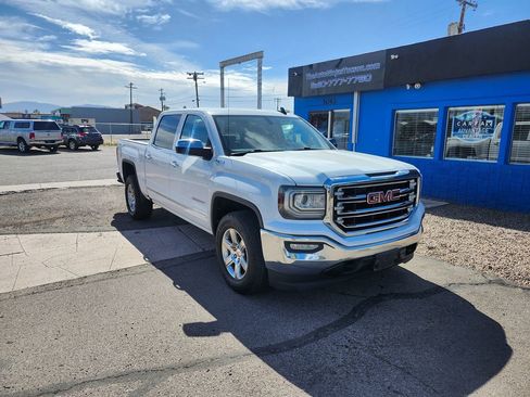 Used 2018 GMC Sierra 1500 SLT image 9