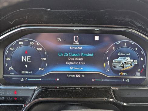 Used 2023 Chevrolet Silverado 1500 LT image 28