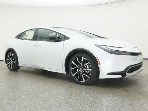 New 2026 Toyota Prius Plug-In Hybrid image 30