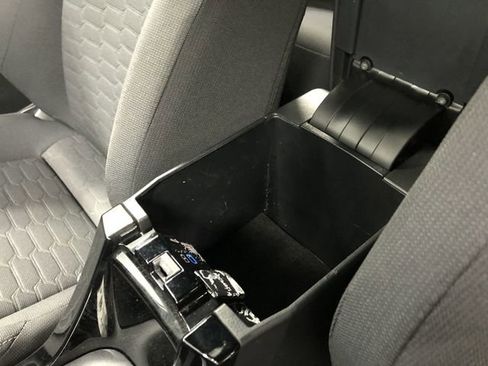 Used 2022 Toyota Corolla SE image 26