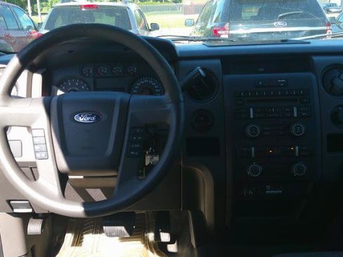 Used 2010 Ford F150 STX RWD image 10