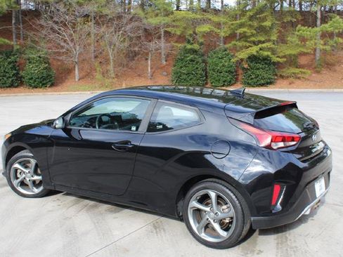Used 2019 Hyundai Veloster 2.0 image 3