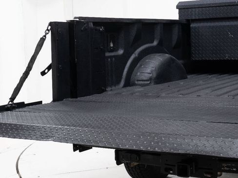 Used 2019 Ford F250 XL w/ Power Equipment Group AWD/4WD image 96