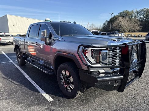 Used 2024 GMC Sierra 2500 Denali image 20