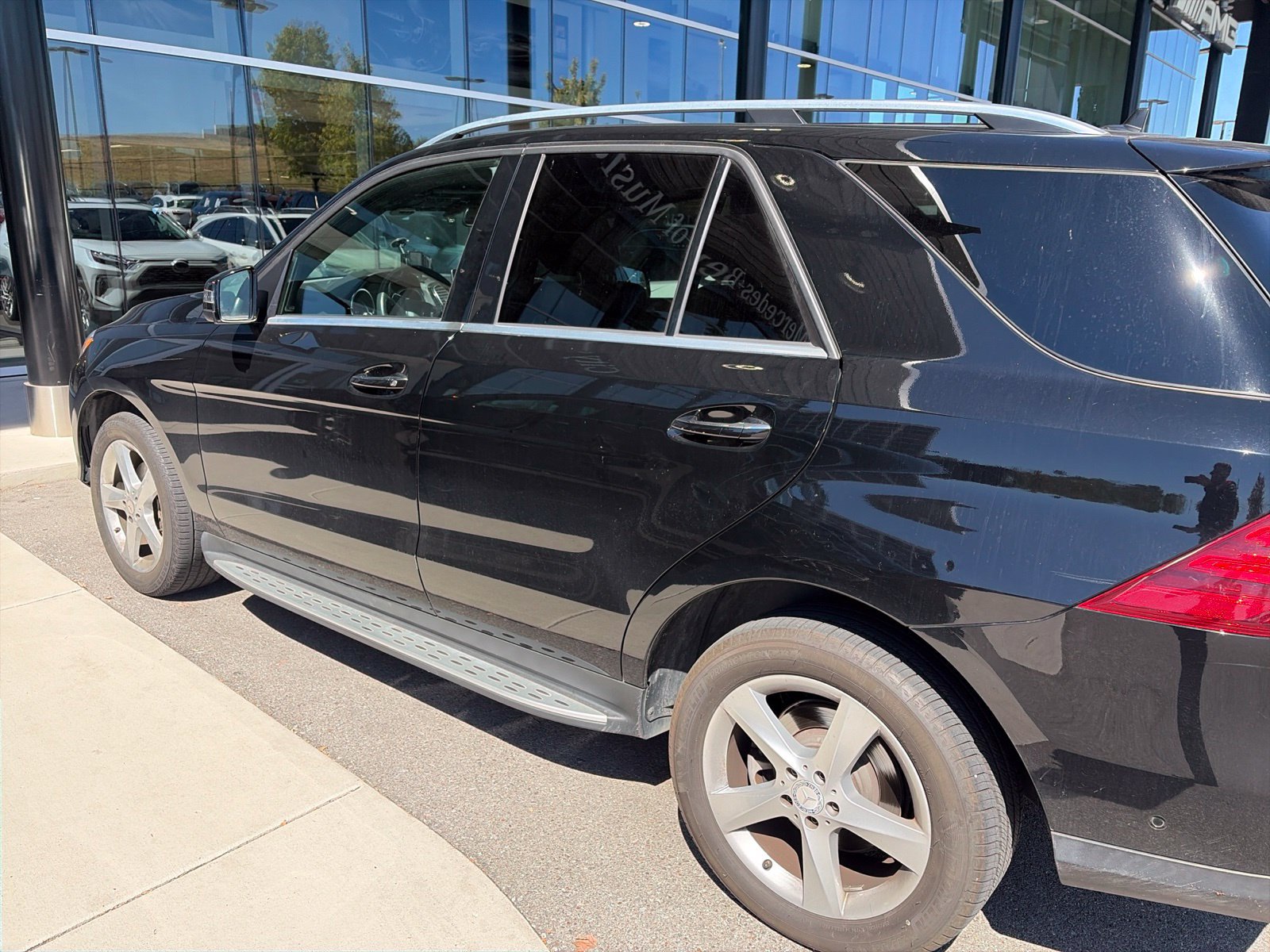 Used 2017 Mercedes-Benz GLE 350 image 8