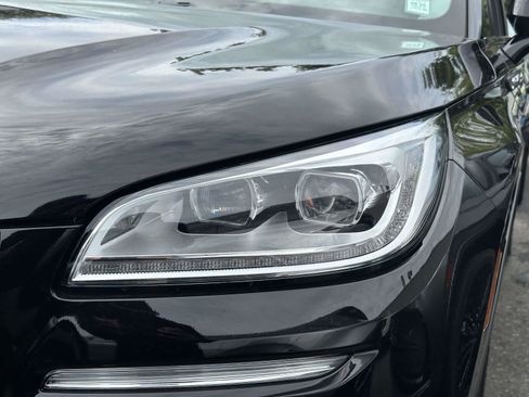 Used 2022 Lincoln Corsair Reserve w/ Equipment Group 201A image 5