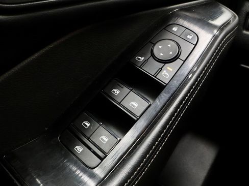 Certified 2024 Nissan Rogue SV image 26